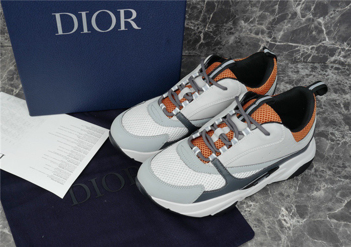 D10R B22 TRAINER SNEAKER