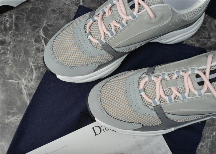 D10R B22 TRAINER SNEAKER