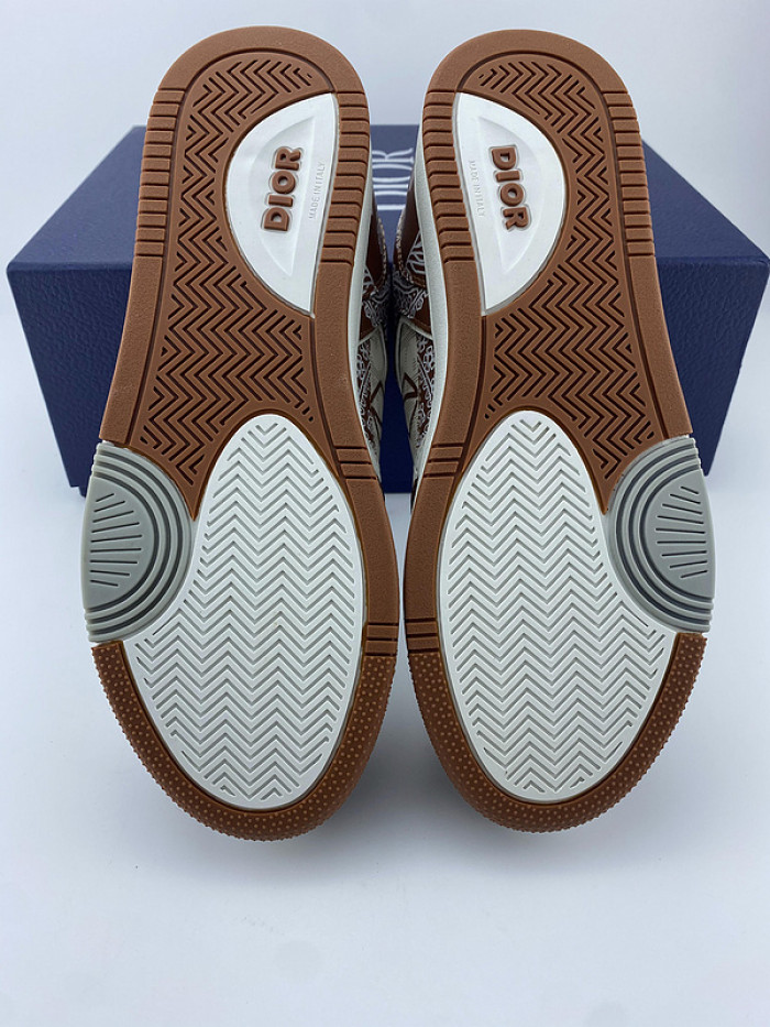 D10R B27 SNEAKERS