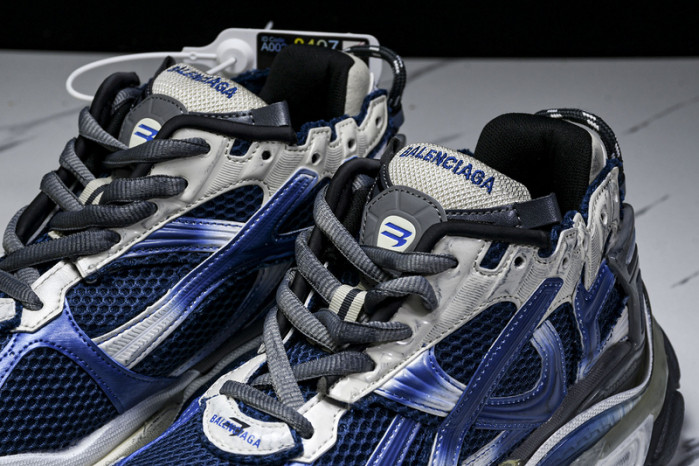 blcg runner sneaker wrung2410