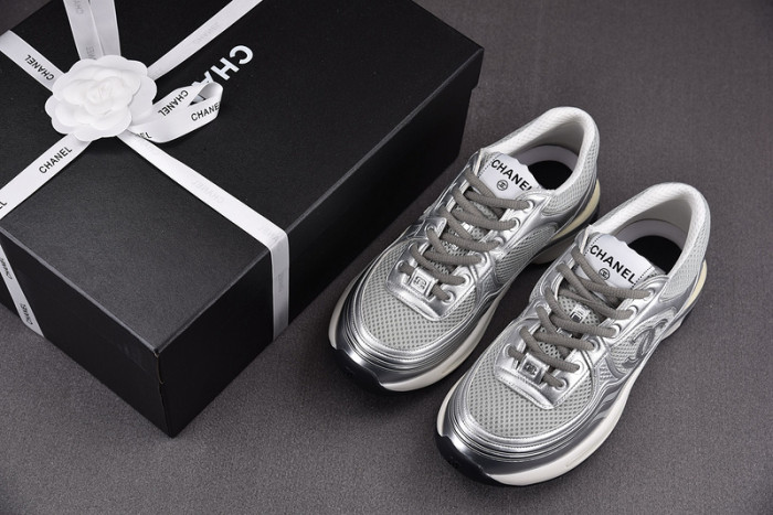 CHANE1 SNEAKER