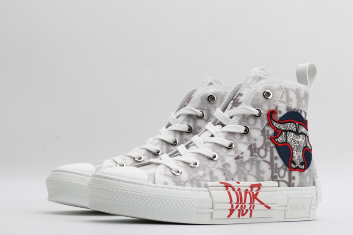 D10R B23 Sneakers High Top