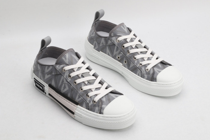 D10R B23 Sneakers Low Top