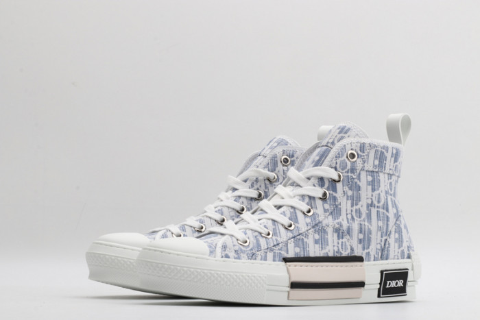 D10R B23 Sneakers High Top