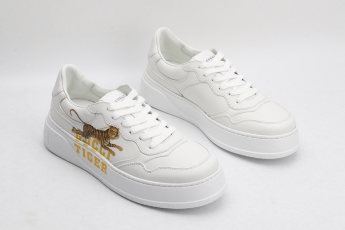 GUCC LOW-TOP SCREENER GG SNEAKER GU5892047
