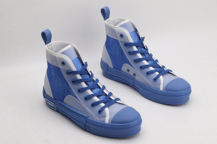 D10R B23 Sneakers High Top