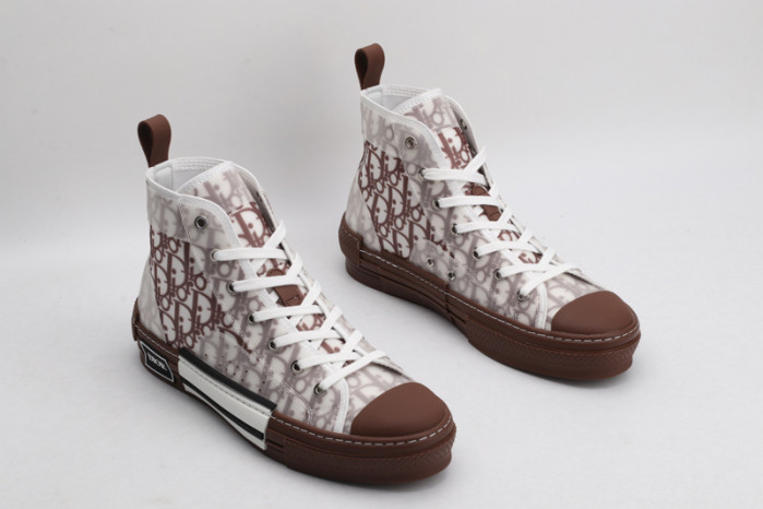 D10R B23 Sneakers High Top