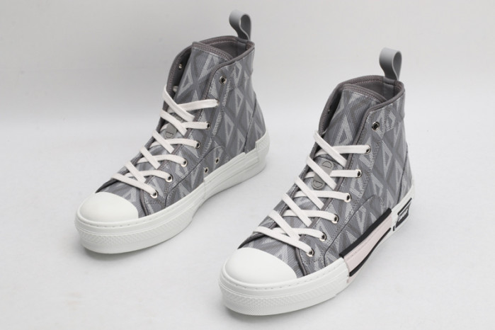 D10R B23 Sneakers High Top