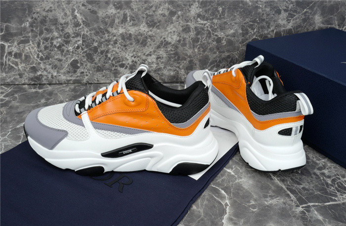D10R B22 TRAINER SNEAKER