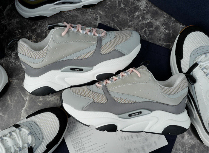 D10R B22 TRAINER SNEAKER