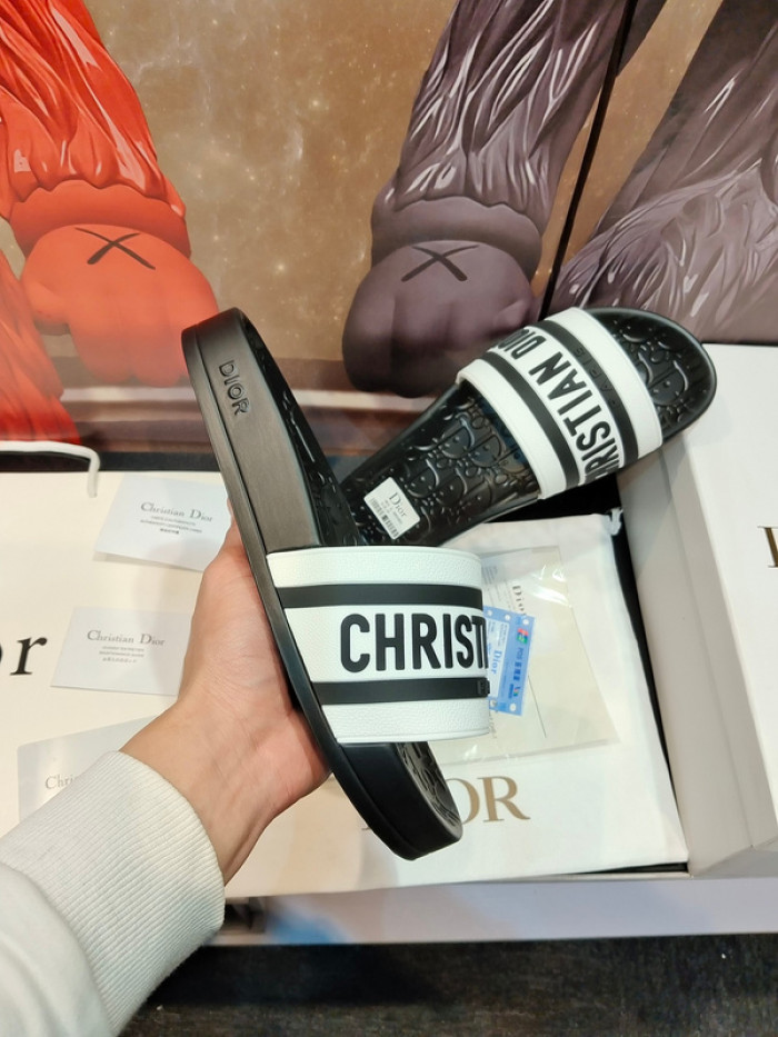 DIOR SLIPPERS DR258-055