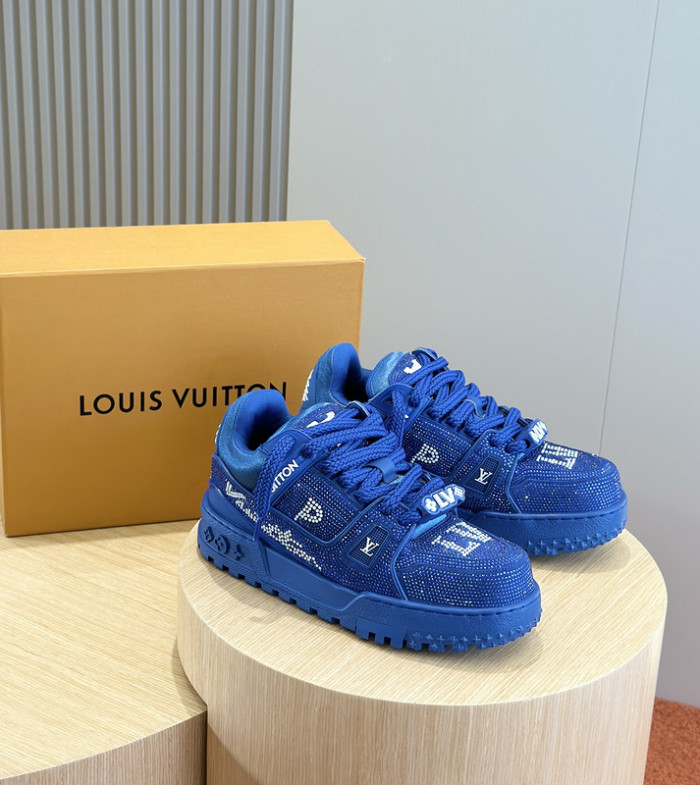 1V SNEAKERS 1V0425-032