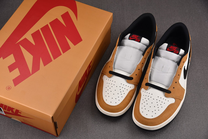 Air Jordan 1 Low OG Rookie of the Year CZ0790-107