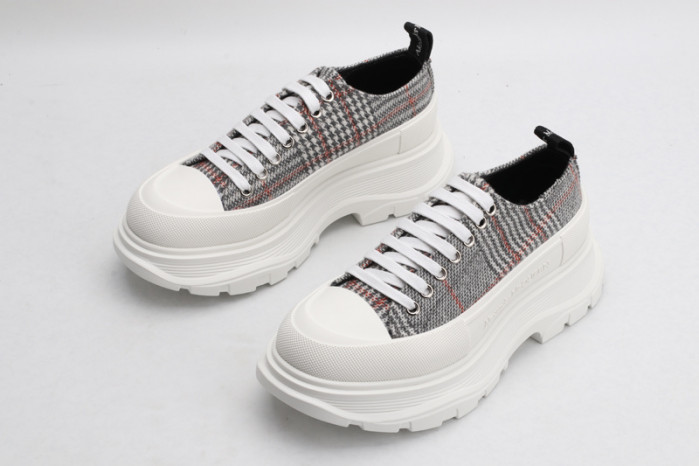 ALEXANDER MCQUEEN SNEAKERS MU5823-0056