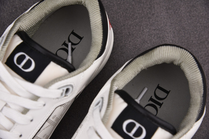 D10R B27 SNEAKERS