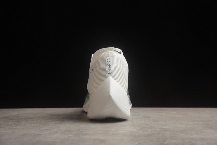 nike zoomx vaporfly next% 2 