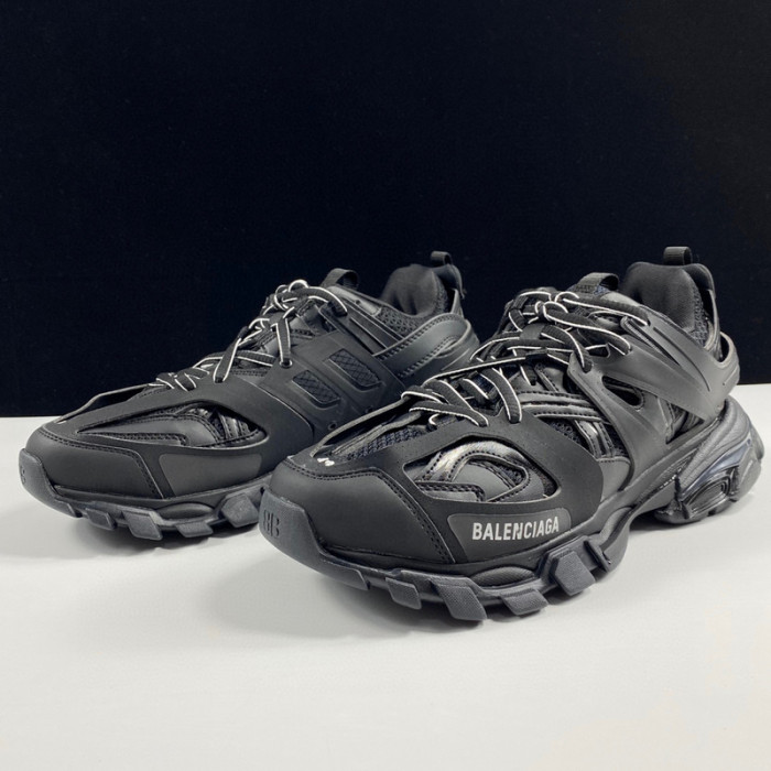 BLCG Track Sneaker ''Triple Black'' without led W1GB1 -1000