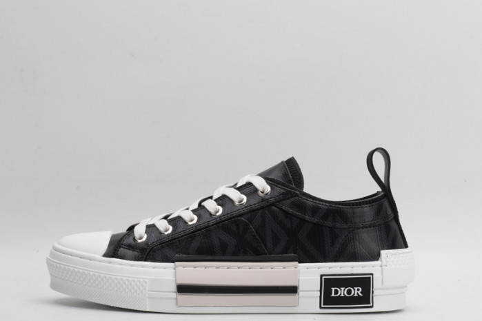 D10R B23 Sneakers Low Top