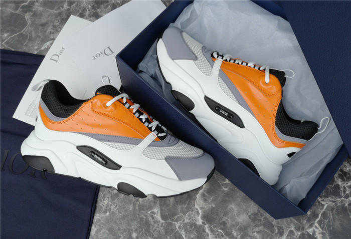 D10R B22 TRAINER SNEAKER