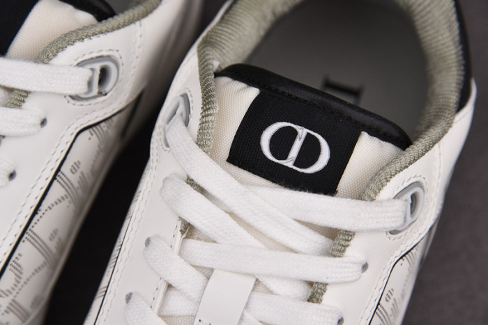 D10R B27 SNEAKERS