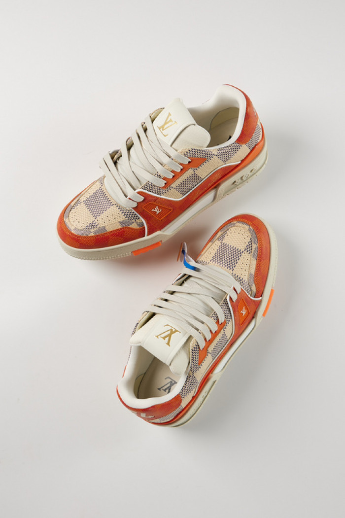 1V SNEAKERS 1V0425-009