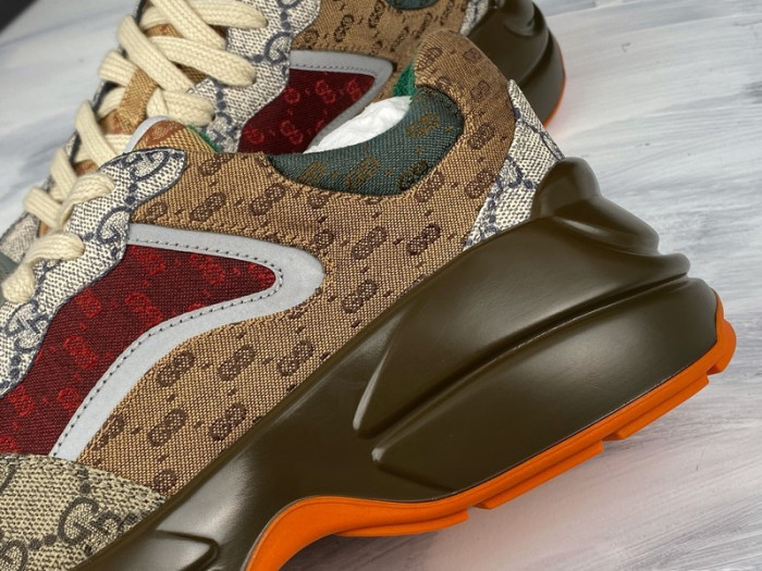 G*u*i rhyton vintage trainer sneaker 620185 99wg0 6060