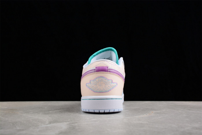 Air Jordan 1 Low 