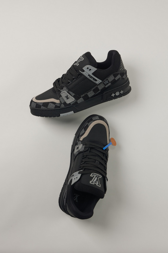 1V SNEAKERS 1V0425-047