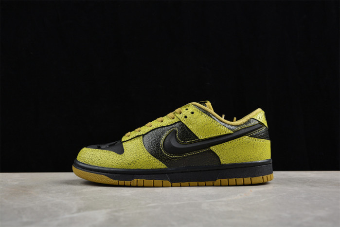Nike Dunk Low ''Halloween Skull'' HV6103-300