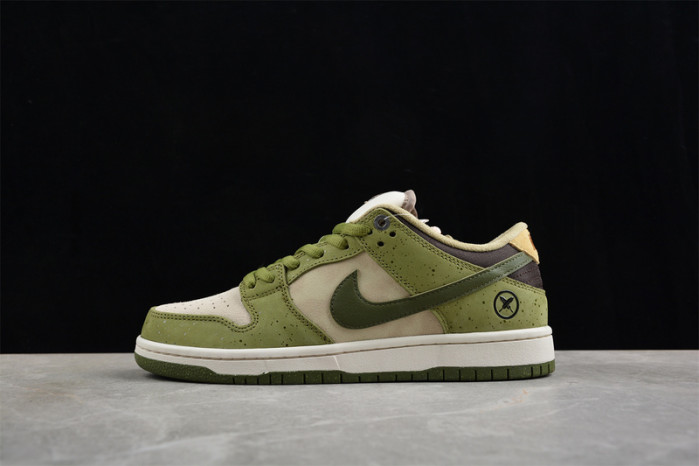 Yuto Horigome x Dunk Low SB ''Asparagus'' HF8022-300