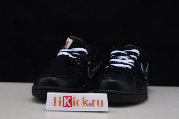 OFW x Futura x Nike Dunk Low DM1602-001