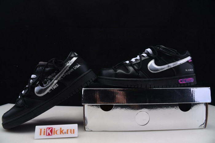 OFW x Futura x Nike Dunk Low DM1602-001