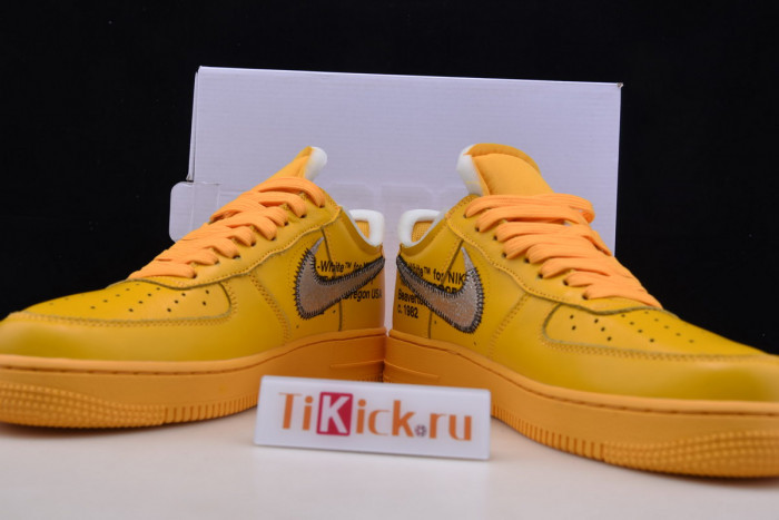 Nike Air Force 1 Low University Gold Metallic Silver DD1876-700