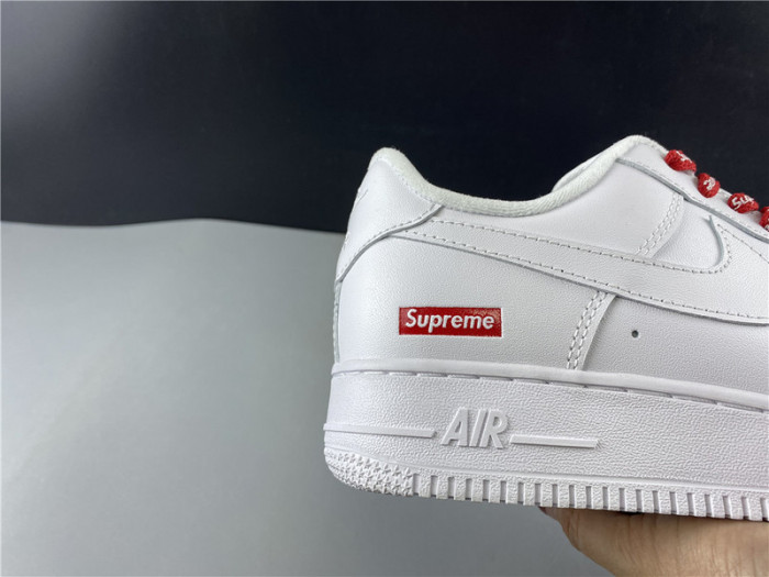 Supreme x Nike Air Force 1 Low White CU9225-100