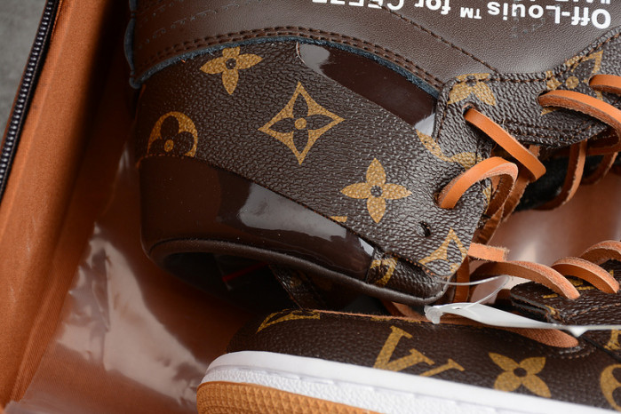 AIR JORDAN 1 OFW-LV AQ0818-158 (WITH CASE)