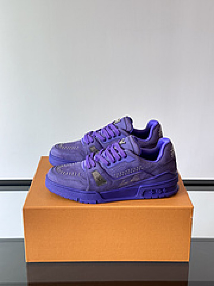 1V SNEAKERS 1V0425-211
